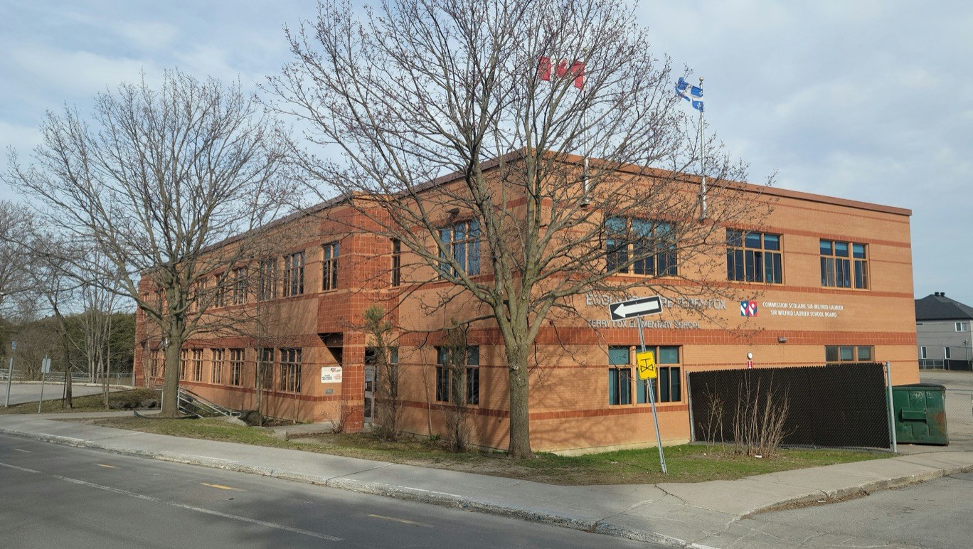 L'école élémentaire Terry-Fox, sur l'avenue des Lacasse, dans Auteuil
