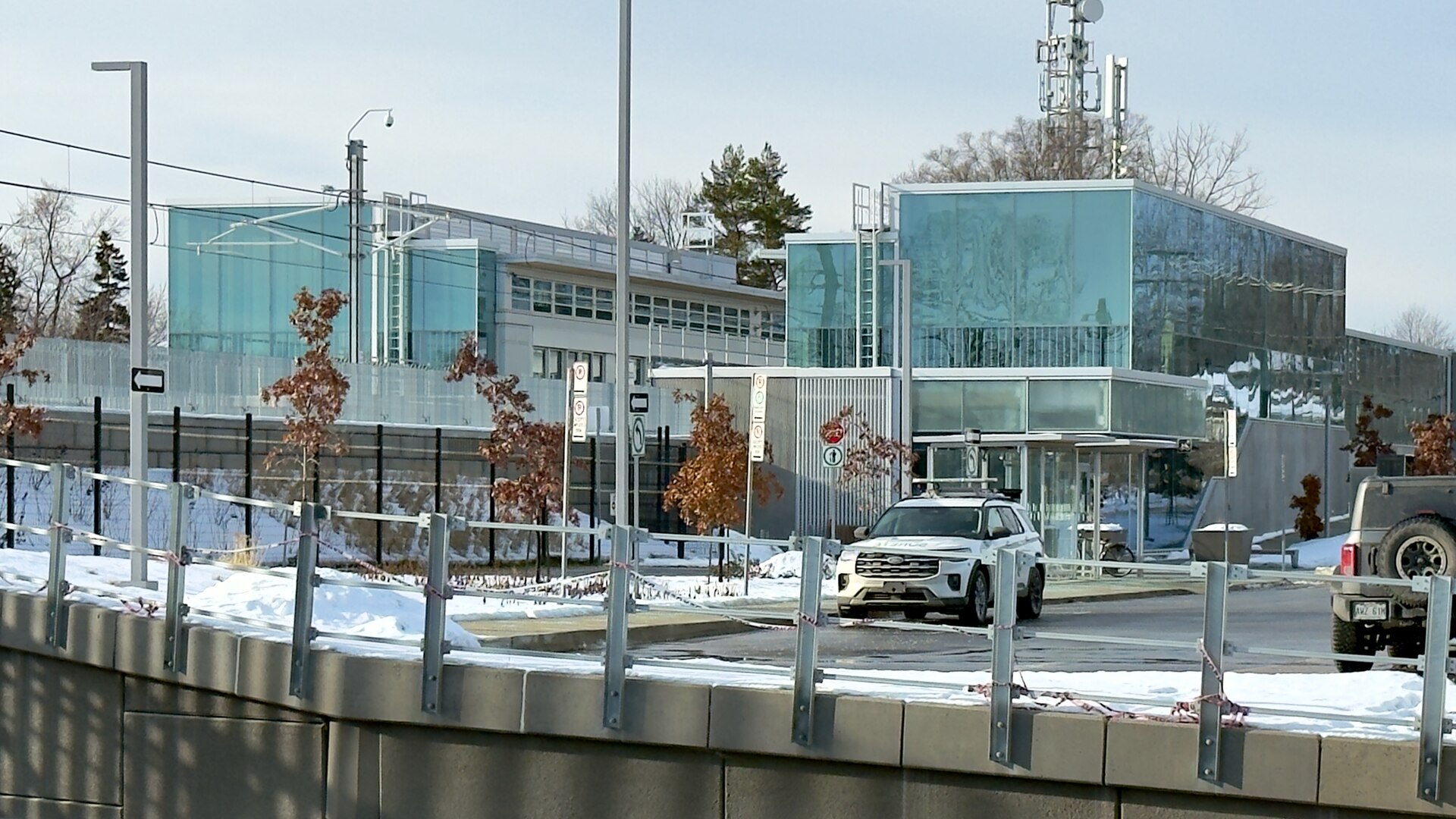La station Sainte-Dorothée du REM, la plus proche de Laval-Ouest, un matin d'hiver