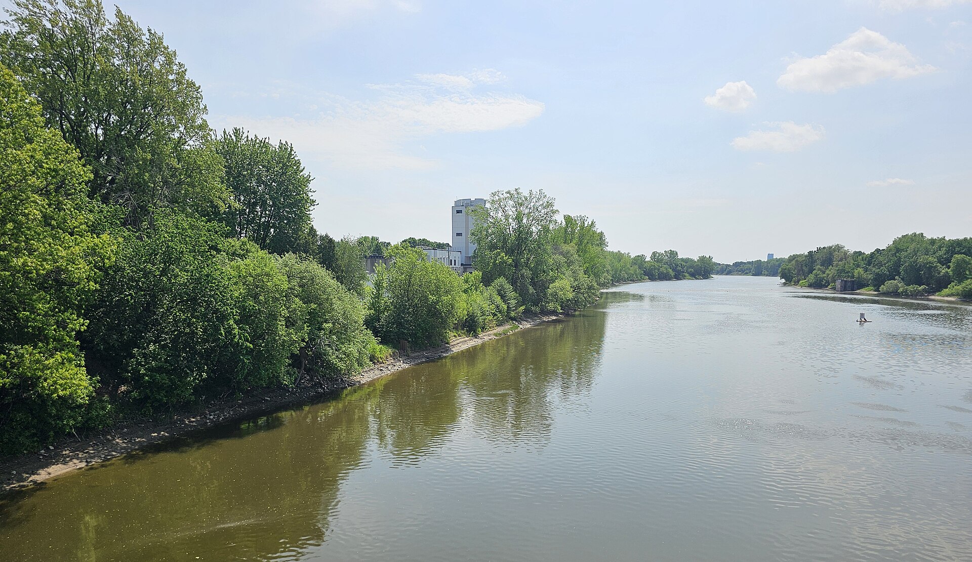 La rivière L'Assomption vue du pont Rivest, sur le boulevard Brien à Repentigny