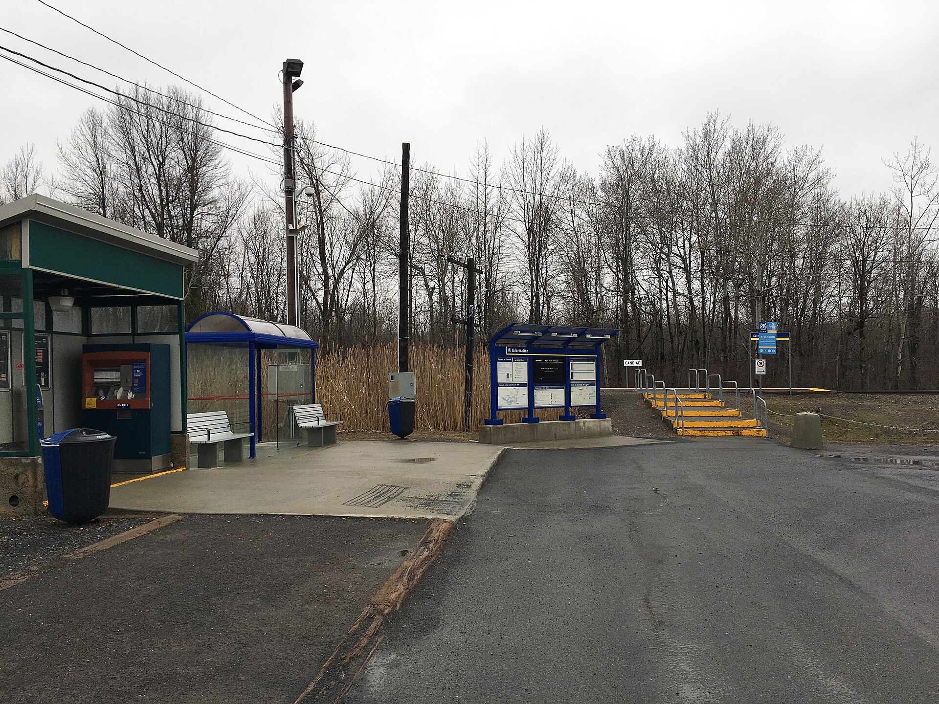 La gare exo de Candiac, à quelques minutes de Saint-Mathieu