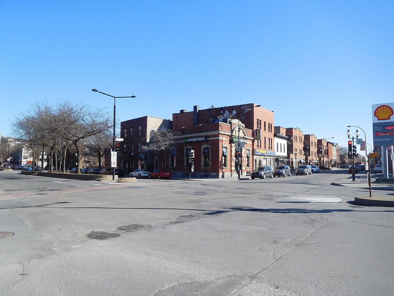 La rue Notre-Dame Ouest à Saint-Henri