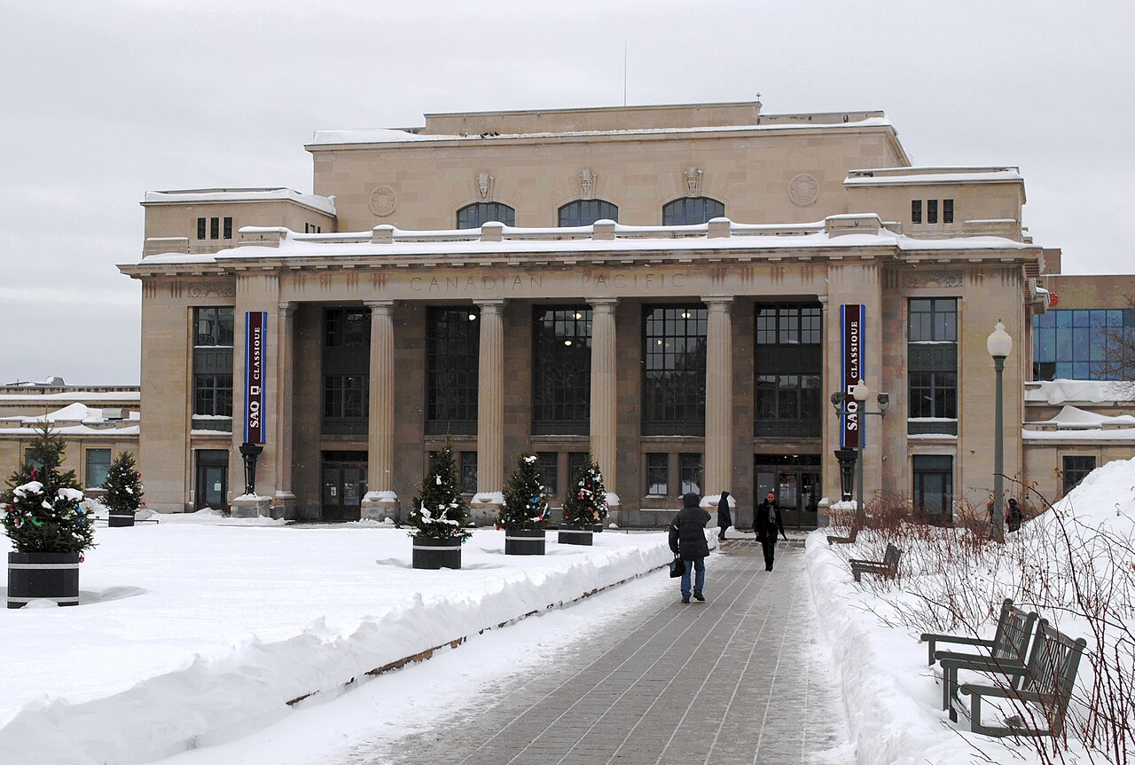 La gare Parc, porte d'entrée de Parc-Extension