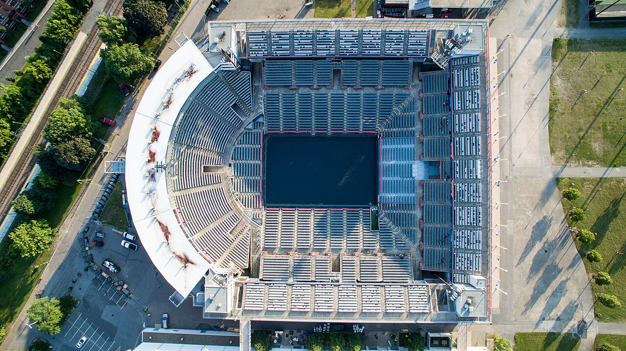 Vue aérienne du Stade IGA, dans le parc Jarry